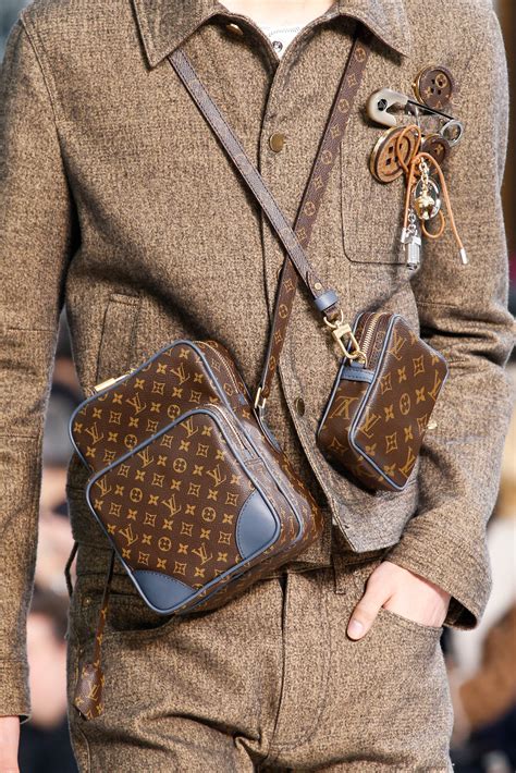 louis vuitton herren|Louis Vuitton online shopping.